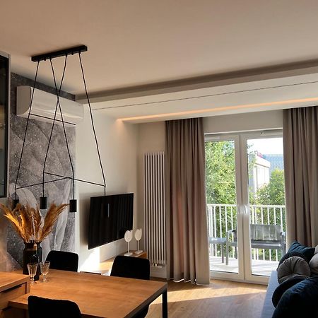 Family & Business Elegant Apartments Ul Lotnicza Centrum Galeria Korona - 1 Bedroom, Terrace, Air Conditioning, Garage - New! Kielce Ngoại thất bức ảnh